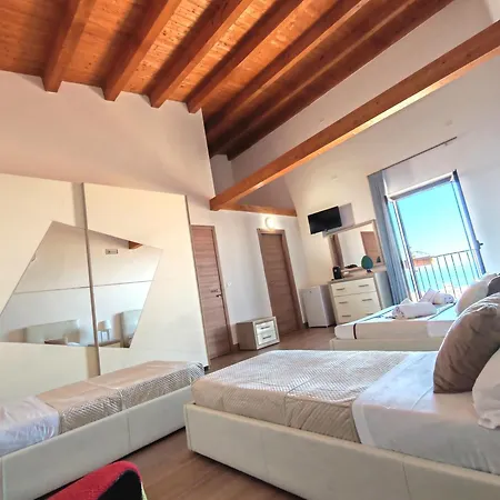 Domina Palace 3*