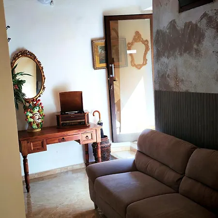 Domina Palace 3*